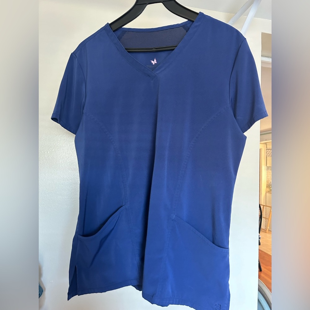 Willowbrook size medium navy blue scrub top